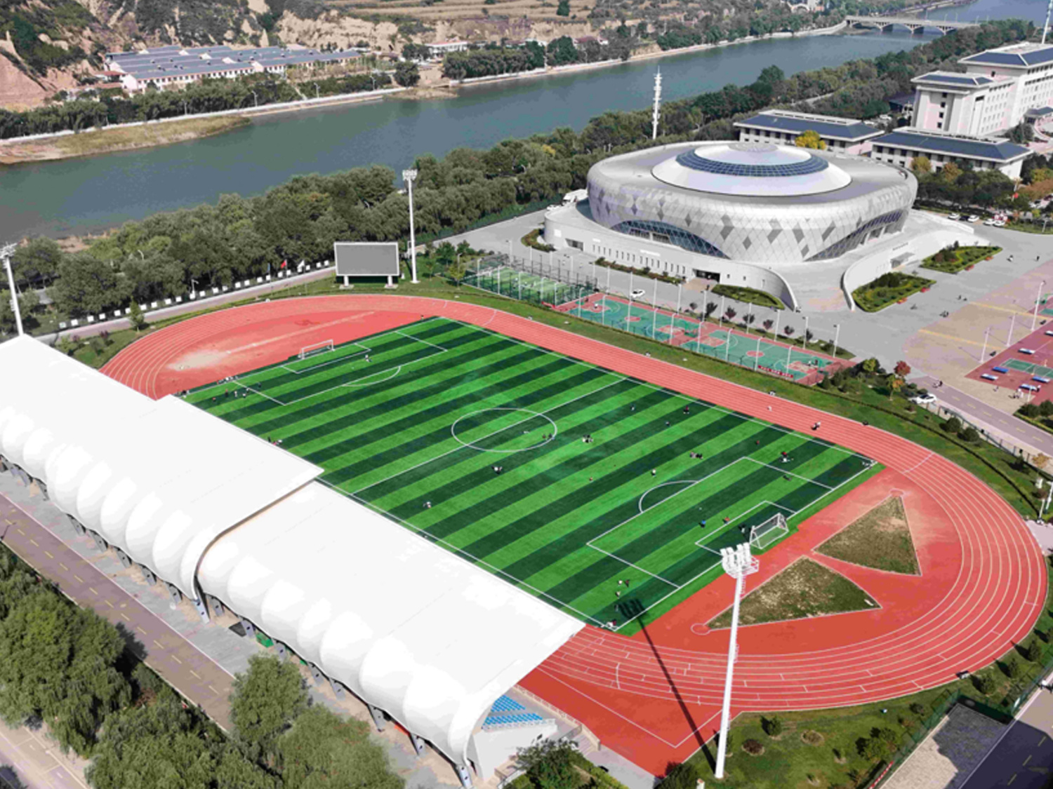 Fujian Lianjiang Sports Center
